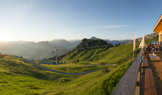 Ausblick Hahnenkamm in Höfen